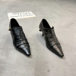 立驰俪 广州鞋 新款抓花胎牛皮 内里羊皮  脚垫羊皮 35-39 货号：3225-353