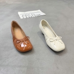 蒂爱 广州鞋 新款 羊皮 内里羊皮 脚垫牛皮 35-39 货号：99-108