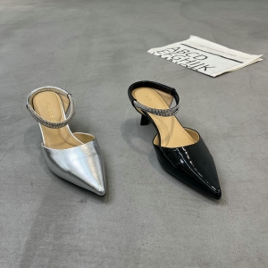 漫步佳人 广州鞋 新款 头层牛皮 内里羊皮 脚垫羊皮 36-40 货号：5056