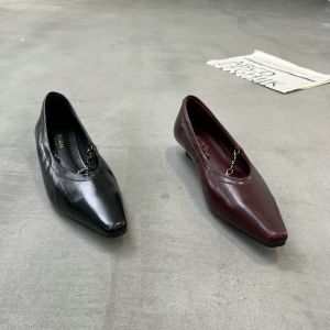 轩美诗 广州鞋 新款 牛油皮 内里羊皮 脚垫羊皮 36-40 货号：6007