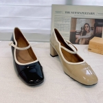 芩歌 广州鞋 新款 头层牛皮 内里羊皮 脚垫羊皮 35-39 货号：5511