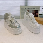 芩歌 广州鞋 新款 真皮+单网 内增高 脚垫羊皮 34-38 货号：7668-7