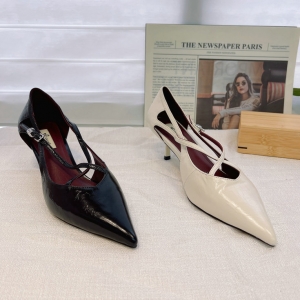 芩歌 广州鞋 新款 小皱牛油皮 内里羊皮 脚垫羊皮 36-39 货号：1015