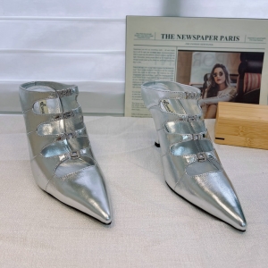 芩歌 广州鞋新款 金属皮 内里羊皮 脚垫羊皮 35-38 货号：6112-1