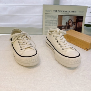 樱歌 广州鞋 新款 头层牛皮 内里羊皮 脚垫羊皮 35-39 货号：5105-18