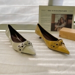 樱歌 广州鞋 新款 头层牛皮 内里羊皮 脚垫羊皮 35-39 货号：61-8