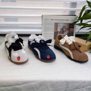 樱歌 广州鞋 新款 真皮 脚垫羊皮 34-39 货号：607-195