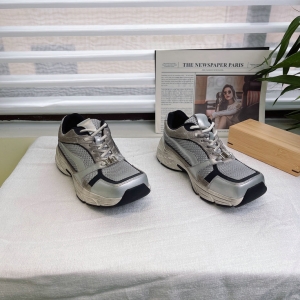 樱歌 广州鞋 新款 头层牛皮 脚垫牛皮 35-39 货号：606-124