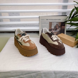 樱歌 广州鞋 新款 真皮 脚垫羊皮 36-40 货号：558-581