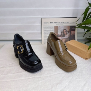 栢丽诗图 广州鞋 新款 真皮 35-39 货号：573658-36