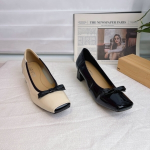 栢丽诗图 广州鞋 新款 头层牛皮 内里羊皮 脚垫羊皮 36-39 货号：122-28