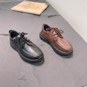 鳄鱼世家 广州鞋 新款 头层牛皮 内里真皮 脚垫真皮 38-44 货号：821-2