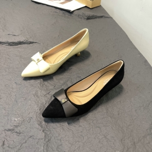 轩美诗 广州鞋 新款 羊皮 内里羊皮 脚垫羊皮 36-40 货号：20149