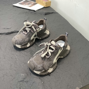 圣德俪尔 广州鞋 新款 真皮 羊皮乳胶垫 35-39货号：8011-3