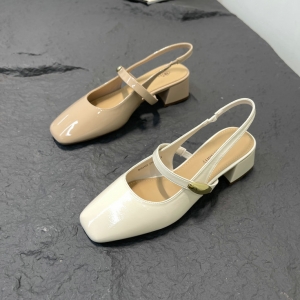 弗洛丹尼 广州鞋 新款 内里真皮 脚垫羊皮 35-40 货号：054132