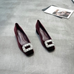 立驰俪 广州鞋 新款 内里羊皮 脚垫羊皮 36-39 货号：288-505