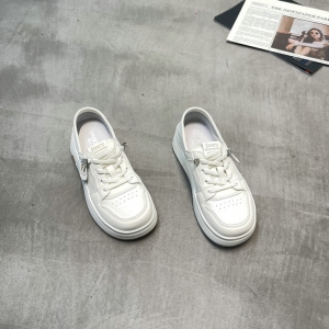 芭卜瑞 广州鞋 新款 真皮+单网 脚垫真皮 35-40 货号：3252012