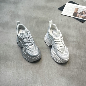 芭卜瑞 广州鞋 新款 真皮+单网 脚垫真皮 35-39 货号：4252024