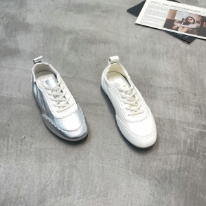 乐萱 新款 头层牛皮 脚垫羊皮 35-40 货号：6005-6