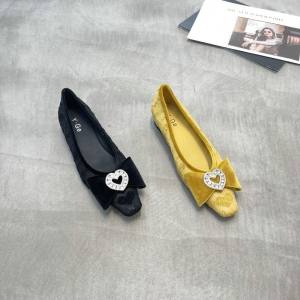 樱歌 广州鞋 新款 内里羊皮 脚垫羊皮 34-39 货号：168-27