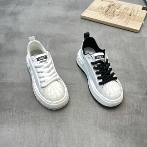 鳄鱼世家 广州鞋 新款 单网 38-43 货号:3539