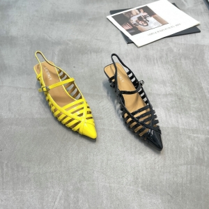 立驰俪 广州鞋 新款 头层牛皮 内里羊皮 脚垫羊皮 36-39 货号：6368-25