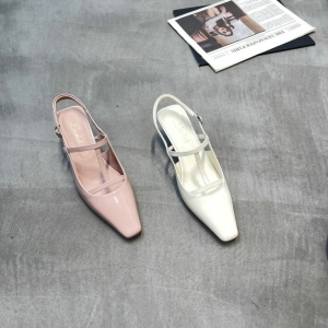 立驰俪 广州鞋 新款 头层牛皮 内里羊皮 脚垫羊皮 36-39 货号：9138-316