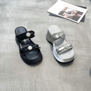 樱歌 广州鞋 新款 内里羊皮 34-39 货号：6828-35