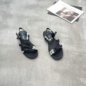 樱歌 广州鞋 新款 内里羊皮 34-39 货号：1-69