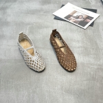 樱歌 广州鞋 新款 头层牛皮 35-38 货号：032-1