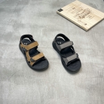 鳄鱼世家 广州鞋 新款 40-44 货号：7989