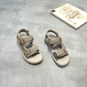 鳄鱼世家 广州鞋 新款 40-43 货号：325507