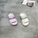 漫步佳人 广州鞋 新款 35-40 货号：5961