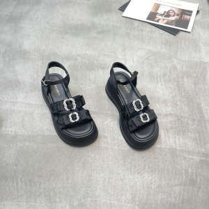 漫步佳人 广州鞋 新款 36-39 货号：4501