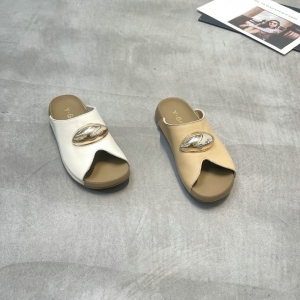 樱歌 广州鞋 新款 头层牛皮 34-39 货号：607-168