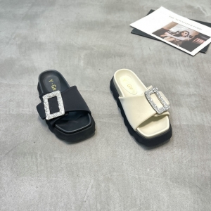 樱歌 广州鞋 新款 内里羊皮 34-37 货号：628-20