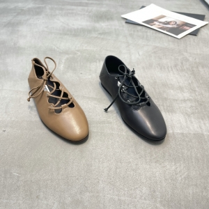 荞溪 广州鞋 新款 胎牛皮 内里羊皮 脚垫羊皮 35-39 货号：371-3