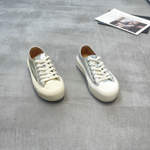 巳蔻 广州鞋 新款 头层牛皮 脚垫真皮 35-39 货号：230-2