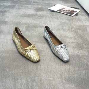 斯蔓洁宝 广州鞋 新款 羊皮编织 脚垫羊皮 36-39 货号：1006161