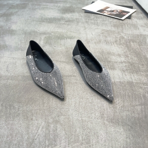 斯蔓洁宝 广州鞋 新款 内里羊皮 脚垫羊皮 36-39 货号：2408