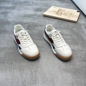 鳄鱼世家 广州鞋 新款 真皮 脚垫真皮 39-44 货号：23666