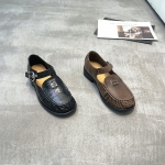 芭比娃娃 广州鞋 新款 头层牛皮 脚垫牛皮 35-39 货号：3111-8