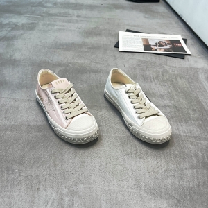 芭比娃娃 广州鞋 新款 脚垫真皮 35-39 货号：3388-8