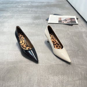 小漫 广州鞋 新款 36-40 货号：396649