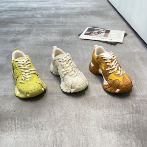 樱歌 广州鞋 新款 牛京 脚垫羊皮 34-39 货号：607-322