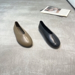 立驰俪 广州鞋 新款 羊皮 内里羊皮 脚垫羊皮 36-40 货号：2768-6