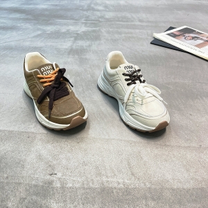 樱歌 广州鞋 新款 真皮 脚垫羊皮 35-39 货号：607-190